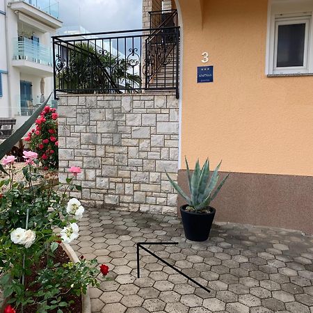 Apartments Kivi Novigrad Istria Kültér fotó