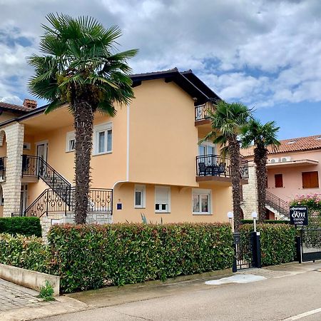 Apartments Kivi Novigrad Istria Kültér fotó