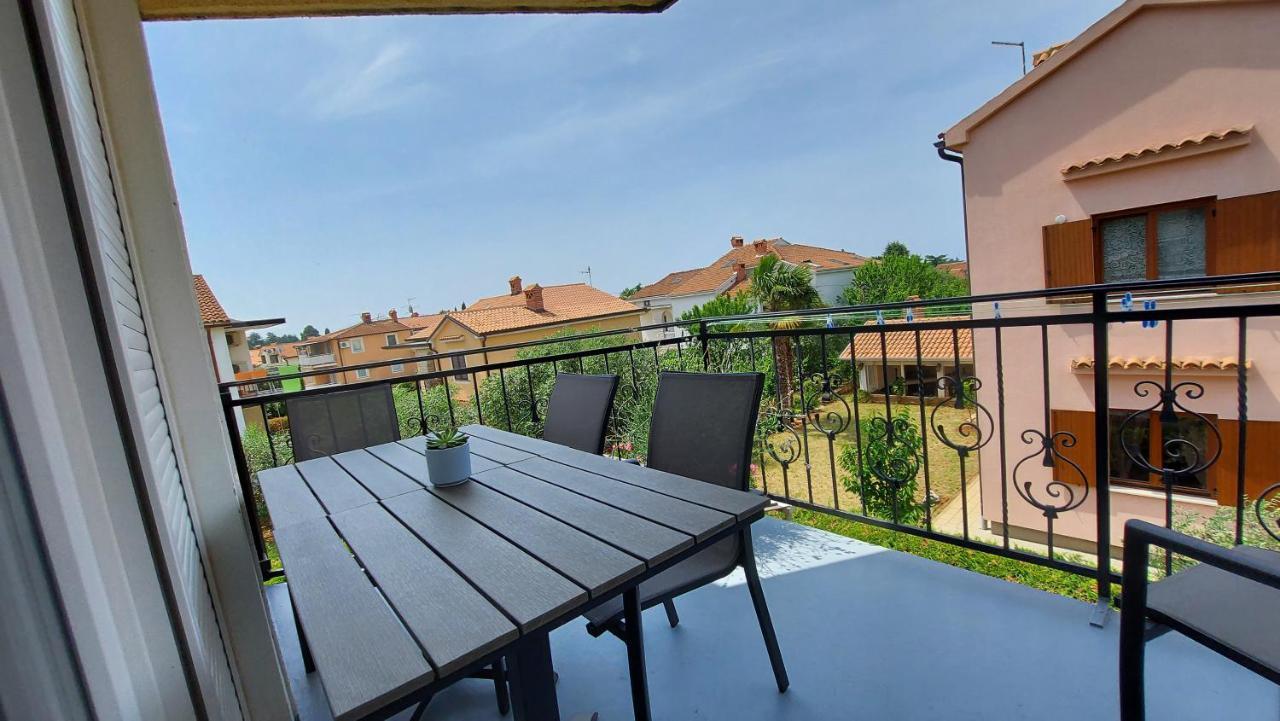 Apartments Kivi Novigrad Istria Kültér fotó