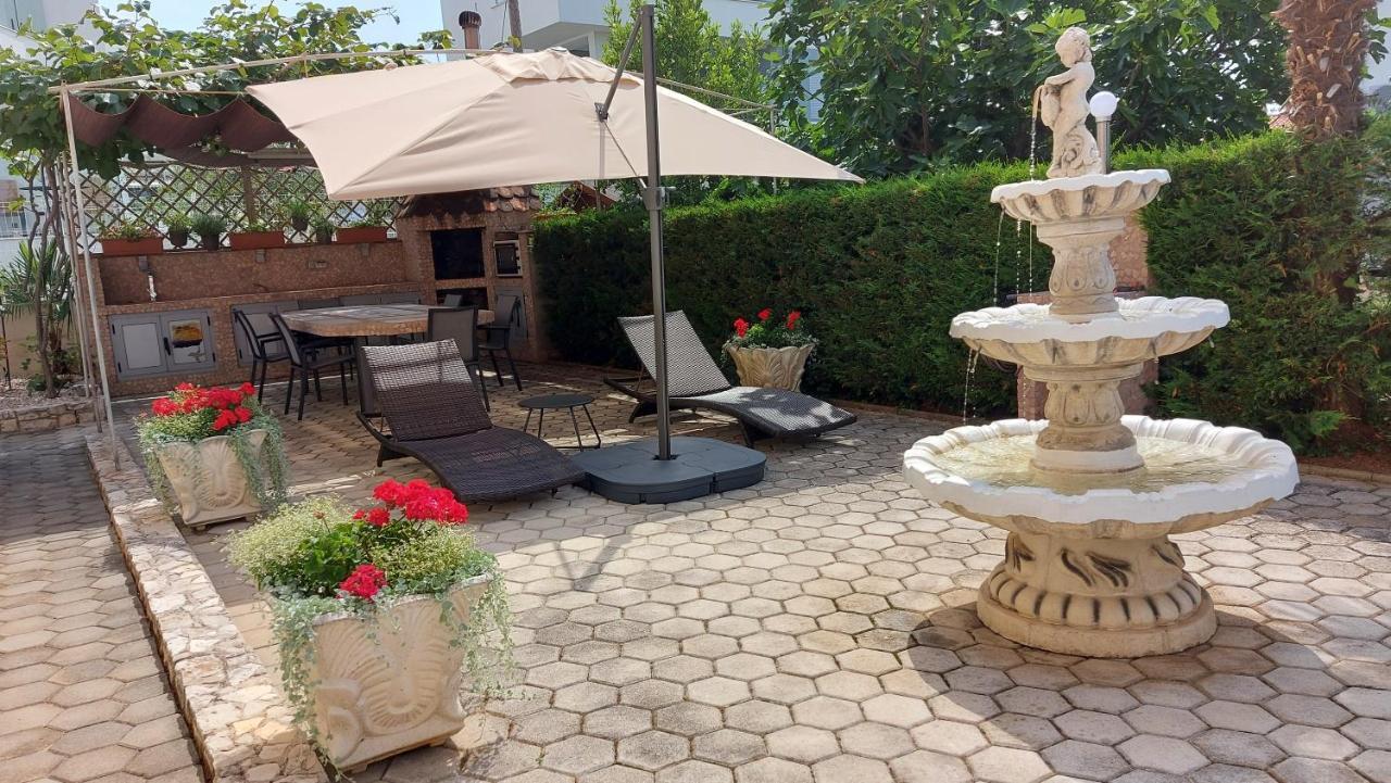 Apartments Kivi Novigrad Istria Kültér fotó